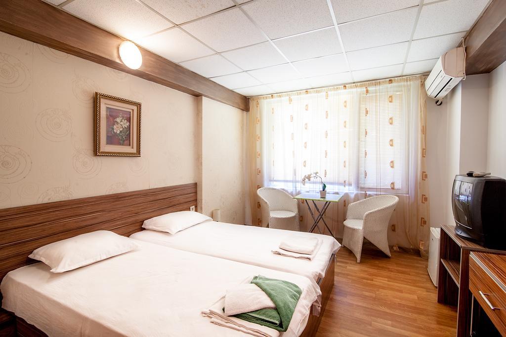 Hotel Zara Rooms Stara Zagora Esterno foto