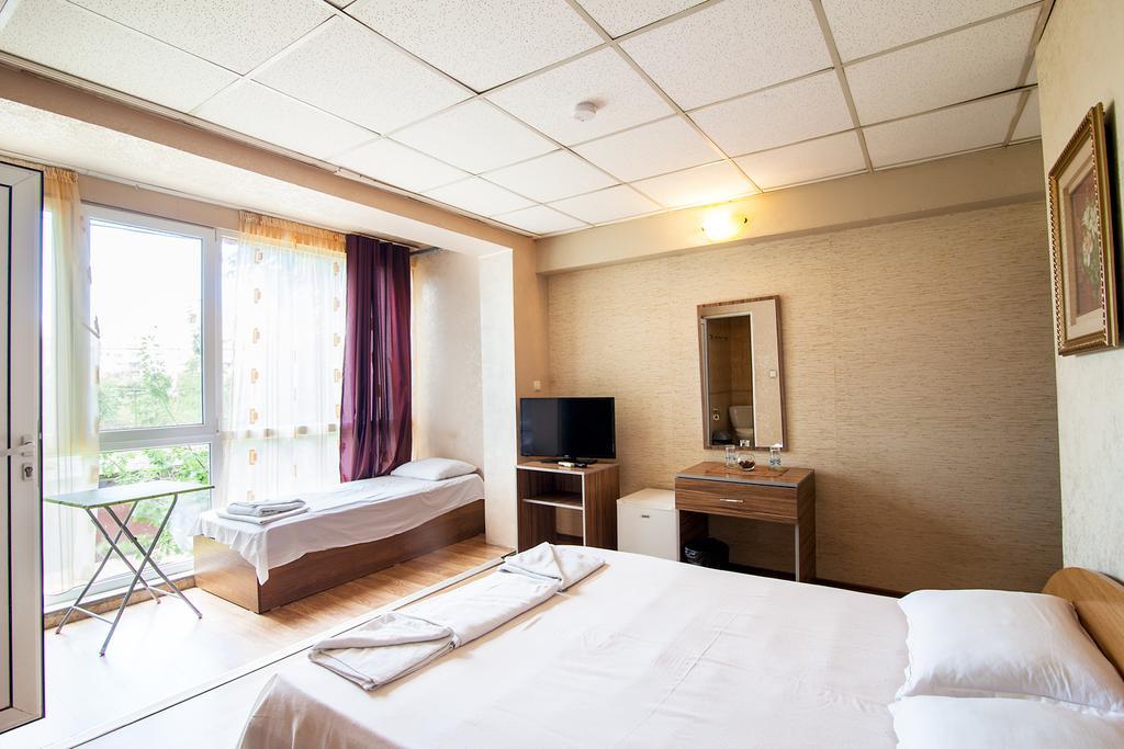 Hotel Zara Rooms Stara Zagora Esterno foto